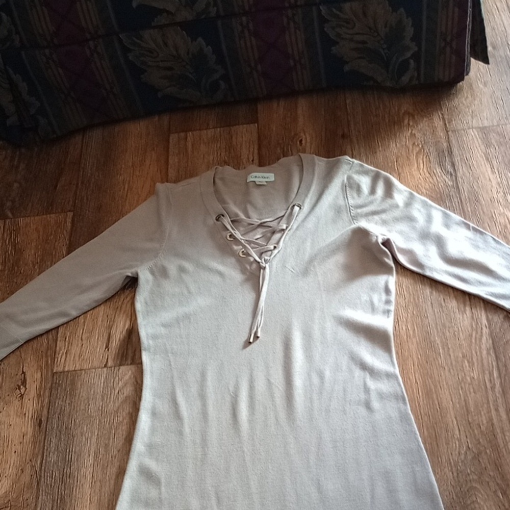 Calvin Klein Dress Cream Colored Tie Front Size Medium